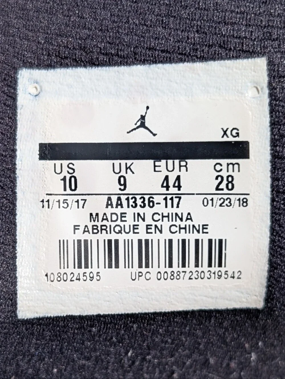 2018 NIKE AIR JORDAN 11 Size 10 HYDRO EASTER EMERALD SLIDE Rare